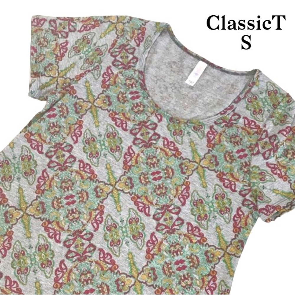 💝💝💝 3 for $33 LuLaRoe Classic Tee